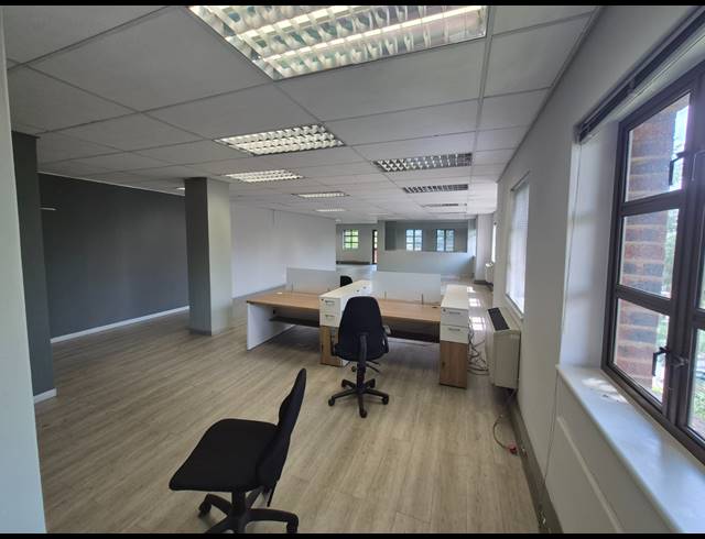 175M² OFFICE TO LET IN RIVONIA
